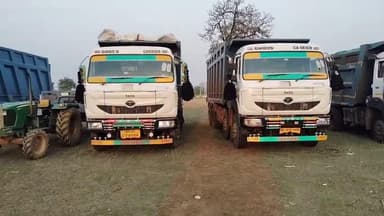 मोहाडी: निलज येथे विनापरवाना रेती वाहतूक करणारा टिप्पर करडी पोलिसांच्या ताब्यात, आरोपीविरुद्ध गुन्हा दाखल