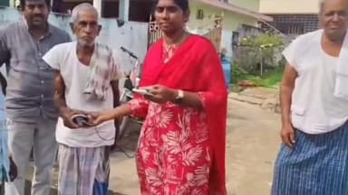 తాడేపల్లిగూడెం: పెదతాడేపల్లి లో పింఛన్ల పంపిణీ కార్యక్రమాన్ని తనిఖీ చేసిన గ్రామ, వార్డు సచివాలయ జిల్లా అధికారి దోసిరెడ్డి