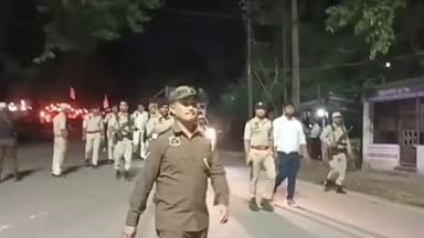 শিৱসাগৰ: জনজাতি কৰণৰ দাবীত শিৱসাগৰত তাই আহোম যুৱ পৰিষদৰ উদ্যোগত জোঁৰ সমদল কাৰ্যসূচী