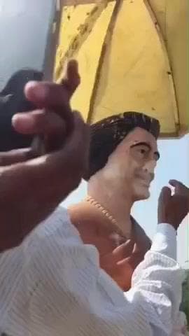 बाड़मेर: सर्किट हाउस के पास बने इंदिरा सर्किल पर पूर्व प्रधानमंत्री इंदिरा गांधी की मूर्ति को असामाजिक तत्वों ने किया खंडित