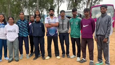 कैरो: SGFI राज्य स्तरीय स्कूल खेल 2025-26: लोहरदगा के सीमा व बसंत उरांव ने पदक जीतकर जिले का गौरव बढ़ाया