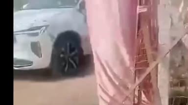 गंगाखेड: राज्यमंत्री मेघना बोर्डीकर यांच्या शासकीय वाहनावर शाई फेक करणाऱ्यांविरुद्ध गंगाखेड पोलीसात गुन्हा दाखल