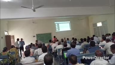 उमरेठ: एसआईआर से पहले जमीनी अमले को प्रशिक्षण, बीएलओ को एसआईआर की जानकारी व फार्म भरने का तरीका बताया