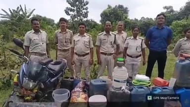 ଅନୁଗୋଳ: ଅବକାରୀ ବିଭାଗ ପକ୍ଷରୁ କନ୍ଧବେରେଣୀ ଗ୍ରାମରେ ଚଢ଼ାଉ; ସାତ ଲକ୍ଷରୁ ଉର୍ଦ୍ଧ୍ବ ଟଙ୍କାର ମଦ ଓ ଅନ୍ୟାନ୍ୟ ସାମଗ୍ରୀ ଜବତ