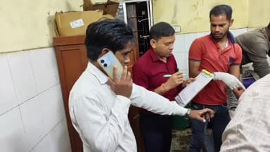 डुमरी: चरकीटोंगरी मोड़ के पास राष्ट्रीय राजमार्ग 19 पर दो बाइक की टक्कर, 4 लोग घायल