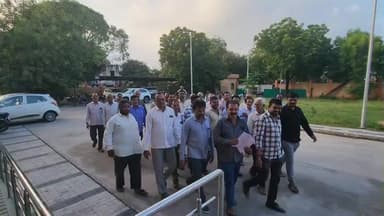 વલ્લભીપુર: તાલુકાના સરપંચોએ ગામ વતી કર્યો ડિજિટલ સર્વેનો બહિષ્કાર મુખ્ય મંત્રીને પાત્રો લખી રજૂઆત કરી