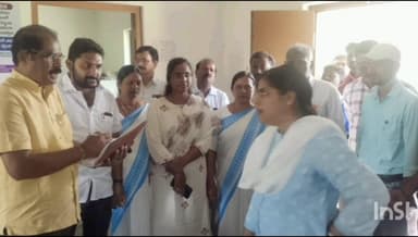 నెక్కొండ: నెక్కొండ మరియు రెడ్ల వాడ ప్రాథమిక ఆరోగ్య కేంద్రాలను తనిఖీ చేసిన కలెక్టర్