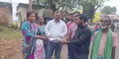 लिट्टीपाड़ा: लिट्टीपाड़ा-अमड़ापाड़ा मुख्य सड़क पर घंटों जाम, सड़क दुर्घटना में बच्ची की मौत पर मुआवजे की मांग