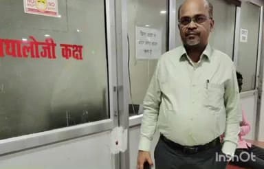 कैसरगंज: जरवल रोड में अवैध पैथोलॉजी पर डिप्टी सीएमओ ने किया छापा, दो दुकाने की गईं सील