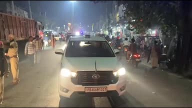 ਤਰਨਤਾਰਨ: ਤਰਨਤਾਰਨ ਜਿਮਨੀ ਚੋਣ ਸਬੰਧਤ ਤਰਨਤਾਰਨ  ਐਸ ਐਸ ਪੀ 
ਰਵਜੋਤ ਗਰੇਵਾਲ, ਵੱਲੋ ਪੁਲਸ ਪ੍ਰਸ਼ਾਸਨ ਨਾਲ ਕੀਤਾ ਫਲੈਗ ਮਾਰਚ