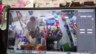 निवाड़ी: निवाड़ी मैन मार्केट स्थित जैन जनरल स्टोर में अज्ञात चोर की वारदात, सीसीटीवी में कैद हुई घटना