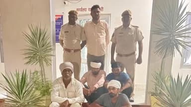 पदमपुर: घमुडवाली पुलिस ने कार्रवाई करते हुए 4000 नशीली गोलियों के साथ चार आरोपियों को किया गिरफ्तार