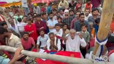 मधेपुर: करहारा में कुश्ती प्रतियोगिता में पहलवानों ने दिखाया दमखम, दांव देख दंग रह गए हज़ारों दर्शक