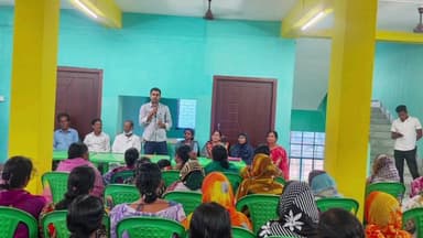 লাভপুর: ৬ নভেম্বর লাভপুরে তৃণমূলের জনসভা কে সামনে রেখে কাজিপাড়া'য় বৈঠক