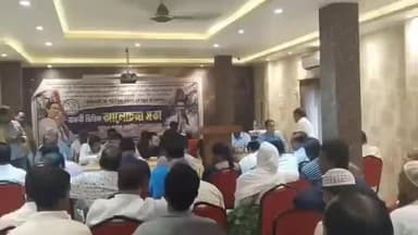 বসিরহাট ২: খোলাপোতা এলাকায় বসিরহাট জেলা তৃণমূল দলীয় কার্যালয়ে অনুষ্ঠিত হলো তৃণমূলের সাংগঠনিক বৈঠক