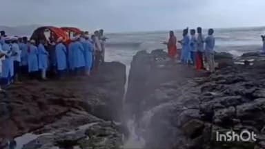 श्रीवर्धन: हरिहरेश्वर येथे कार्तिकी एकादशीनिमित्त यात्रेला उत्साहात प्रारंभ
पालखी सोहळा आणि ‘कोस प्रदक्षिणा’ भाविकांचे आकर्षण