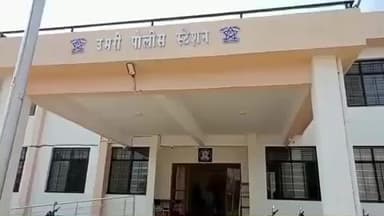 उमरी: वसंत नगर तांडा येथे हातभट्टी दारू विक्री करणाऱ्या विरुद्ध उमरी पोलिसांत गुन्हा नोंद