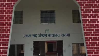 सगमा: बीएलओ के साथ महत्वपूर्ण बैठक में SIR के बिंदुओं पर गहन चर्चा