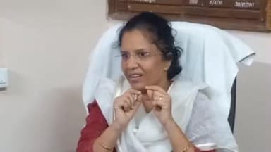 खिरकिया: संयुक्त संचालक ने किया खिरकिया मंडी का निरीक्षण, कांग्रेस प्रवक्ता का आरोप- किसानों की समस्याएं उठाने पहुंचे अधिकारी