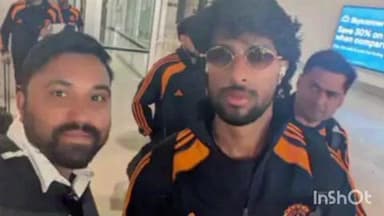 ખેરગામ: ખેરગામના અંબરીશ શુક્લએ ઓસ્ટ્રેલિયામાં ભારતીય ક્રિકેટરો સાથે મુલાકાત કરી