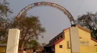 मोताळा: गुटख्याची अवैध वाहतूक बोराखेडी पोलिसांनी केली दोघांना अटक! दुचाकी ही केली जप्त