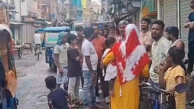 সামশেরগঞ্জ: স্ট্রিট লাইটে মৃত্যু ফাঁদ, প্রাণ গেল মহাদেবনগর গ্রামের ছাত্রের