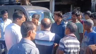 আলিপুরদুয়ার ১: আলিপুরদুয়ার জংশন রেল বাজারে বাইক ও ম্যাজিকের সংঘর্ষ