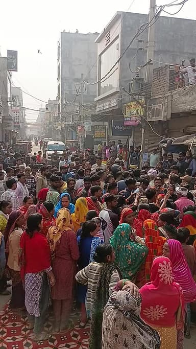 Mohan garden Nehru chowk
