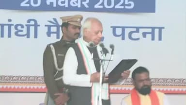 10 वीं बार नीतीश कुमार ने लिया मुख्यमंत्री पद का शपथ !