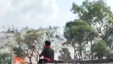 नौतन: नारायण प्रसाद ने दूसरी बार मंत्री पद की शपथ ली, नौतन में कार्यकर्ताओं ने विजय जुलूस निकाला