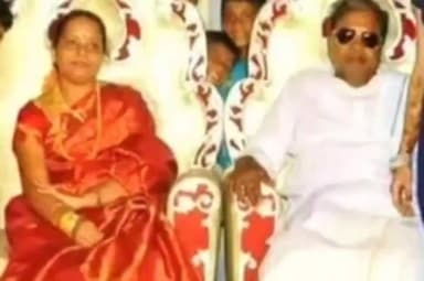 ಮೈಸೂರು: ಸಿಎಂ ಸಿದ್ದರಾಮಯ್ಯ ಅವರ ಪತ್ನಿ, ಆರೋಗ್ಯ ಸುಧಾರಿಸಿ ಗುಣಮುಖರಾಗಲೆಂದು, ಗರಡಿಕೇರಿ ಮಲೆ ಮಹದೇಶ್ವರ ದೇವಾಲಯದಲ್ಲಿ ವಿಶೇಷ ಪೂಜೆ ಹೋಮ ಹವನ