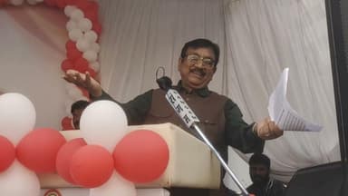 प्रभारी मंत्री#vijayshah की जिबान फिसली#pradeshLive24 #Jhabua #News#cmmohanyadav #hindinews #adivasi