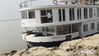 मुंगेर: जर्मनी के 20 पर्यटक मुंगेर पहुंचे, शक्तिपीठ मां चंडिका मंदिर में किए दर्शन