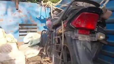 कुचायकोट: विशम्भरपुर पुलिस ने विजयपुर गांव के पास से एक मोटरसाइकिल सवार को 21 लीटर शराब के साथ किया गिरफ्तार