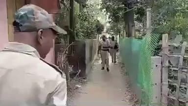 ଜଗତସିଂହପୁର: ଜଗତସିଂହପୁର ଜିଲା ସଦର ଥାନା ବେହେରାମ ପୁର ବସ୍ତିରେ ବାଂଲାଦେଶୀ ଙ୍କୁ ଭଡା ଘରେ ରଖିବା ଘଟଣାରେ ମୁଖ୍ୟ ଅଭିଯୁକ୍ତ ସିକନ୍ଦର ଆଲାମ ର ଧନିପୁର ବସ