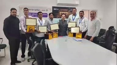 नागौर: नागौर में SIR का शत प्रतिशत काम पूरा करने वाले 5 बीएलओ को किया गया सम्मानित
