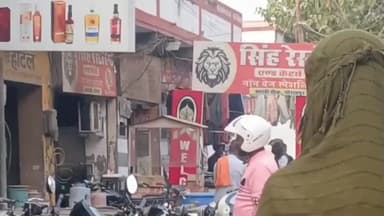 गोरखपुर: शिकायतें बढ़ने पर आबकारी विभाग ने सिंह रेस्टोरेंट पर की छापेमारी, संचालक मौके से हुआ गायब, टीम ने दी सख्त चेतावनी