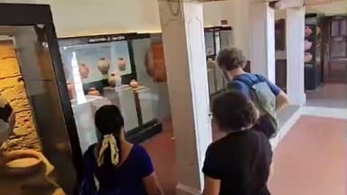 திருப்புவனம்: கீழடி அருங்காட்சியகத்தில் உலக பாரம்பரிய வாரத்தை முன்னிட்டு முதன் முறையாக ஆங்கிலக் குறும்படம் ஒளிபரப்பு