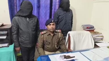 धनरुआ: धनरूआ पुलिस ने देसी कट्टा, कारतूस और चोरी की मोटरसाइकिल के साथ दो आरोपियों को किया गिरफ्तार