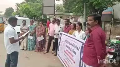 அரியலூர்: அண்ணா சிலையருகே பல்வேறு கோரிக்கைகளை வலியுறுத்தி தமிழ்நாடு செவிலியர்கள் மேம்பாட்டு சங்கம் ஆர்ப்பாட்டம்