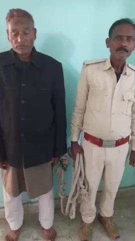 पुपरी: पुपरी रेलवे स्टेशन के पास पुलिस ने 652 ग्राम गांजे के साथ एक व्यक्ति को किया गिरफ्तार