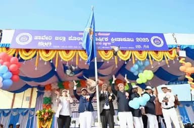 ಹಾವೇರಿ: ಒತ್ತಡದಲ್ಲಿ ಕೆಲಸ ಮಾಡುವ ಪೊಲೀಸ್ ಸಿಬ್ಬಂದಿಗಳು ಕ್ರೀಡೆಯಲ್ಲಿ ಪಾಲ್ಗೊಂಡು ಆರೋಗ್ಯ ಕಾಪಾಡಿಕೊಳ್ಳಬೇಕು; ನಗರದಲ್ಲಿ ಡಿಸಿ ವಿಜಯಮಹಾಂತೇಶ್