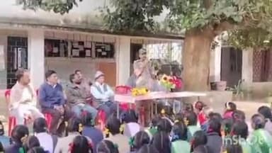 कामडारा: कुरकुरा के राजकीय विद्यालय में थाना प्रभारी ने बच्चों को अपराध व नशापान के खिलाफ किया जागरूक