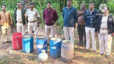 ବଡସାହି: ସାରିଆ ଏବଂ ଡୁମାପଦା ଜଙ୍ଗଲରେ ବେତନଟୀ ଅବକାରୀ ଥାନାପକ୍ଷରୁ ମିଳିତ ଚଢାଉ, ବିପୁଳ ପରିମାଣର ମହୁଲପୋଚ ଓ ରନ୍ଧାମଦ ଜବତ, ମାମଲା ରୁଜୁ