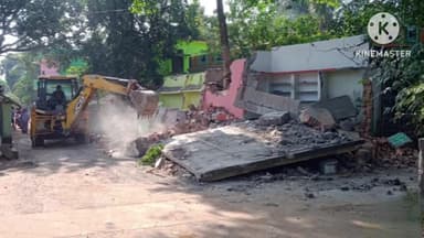 ରାସଗୋବିନ୍ଦପୁର: ଖୁରୁଣ୍ଟିଆ ଗାଁରେ ପ୍ରଶାସନ ପକ୍ଷରୁ ସରକାରୀ କଲଜମିରୁ ଜବରଦଖଲ ଉଚ୍ଛେଦ ପ୍ରକ୍ରିୟା ଆରମ୍ଭ, ମାଜିଷ୍ଟ୍ରେଟ, ପୁଲିସଫୋର୍ସ ଓ ଅଧିକାରୀ ଉପସ୍ଥିତ