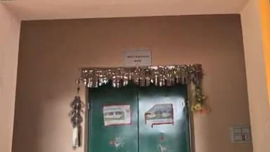 காட்பாடி: சேனூரில் நடைபெற்ற ஊராட்சி மாதாந்திர கூட்டத்தில் தலைவரின் மகன் வார்டு உறுப்பினர்களை அவதூறாக பேசியதால் போராட்டம் பரபரப்பு