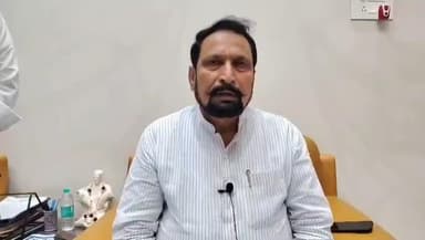 ಅಥಣಿ: ಉತ್ತರ ಕರ್ನಾಟಕದ ಜ್ವಲಂತ ಸಮಸ್ಯೆಗಳ ಕುರಿತು ಚಳಿಗಾಲದ ಅಧಿವೇಶನದಲ್ಲಿ ಧ್ವನಿ ಎತ್ತುವೆ: ಪಟ್ಟಣದಲ್ಲಿ ಶಾಸಕ ಲಕ್ಷ್ಮಣ ಸವದಿ ಹೇಳಿಕೆ