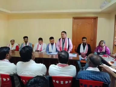 বঙাইগাঁও ভাগ: পাতিলাদহাত বিজেপি মানিকপুৰ মণ্ডলৰ সংখ্যালঘু মৰ্চাৰ সাংগঠনিক সভা অনুষ্ঠিত কৰা হয়