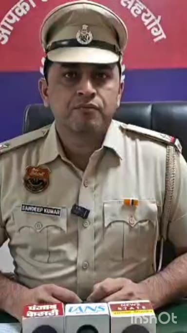 गुरुग्राम: 'ऑपरेशन ट्रैकडाउन' के तहत गुरुग्राम पुलिस ने अवैध हथियारों के साथ 02 आरोपियों को किया काबू
