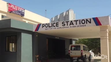 गुरुग्राम: गुरुग्राम में फाल्ट ठीक कर रहे बिजलीकर्मी को लगा करंट, किसी ने चालू कर दी थी लाइन